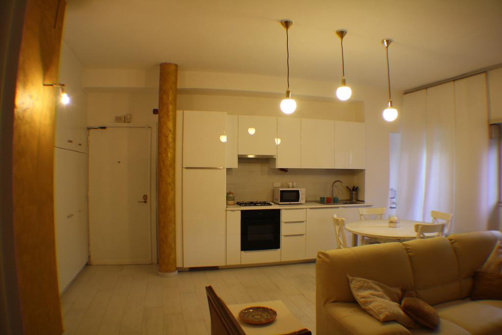 Conny'S Home روما الغرفة الصورة
